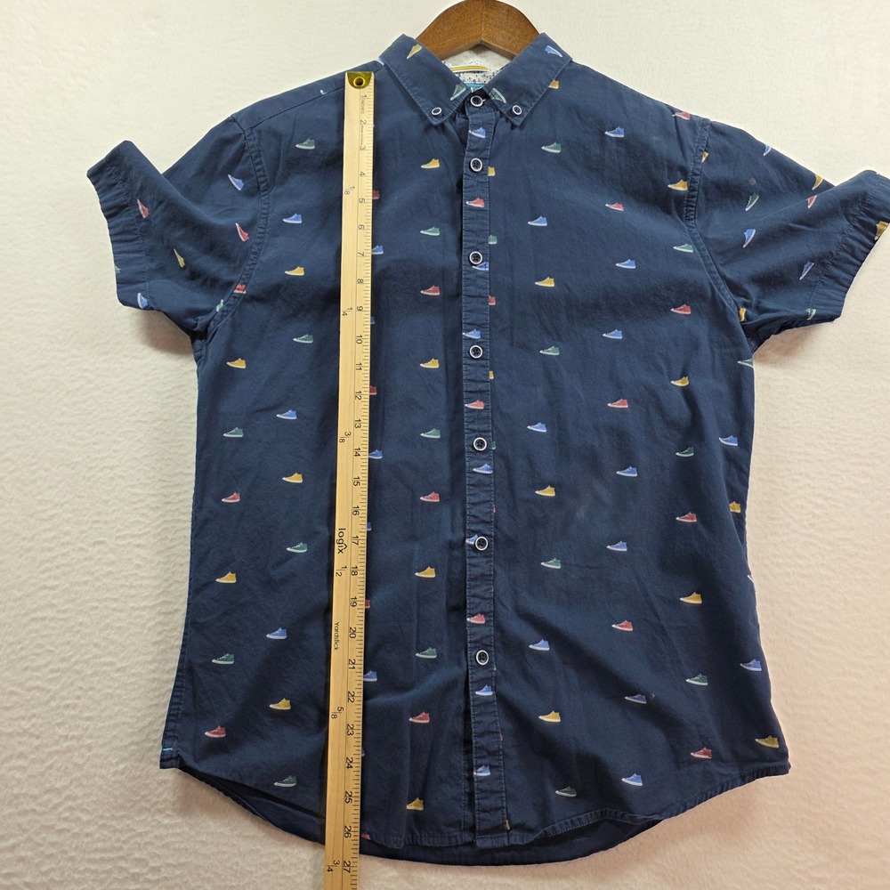 Denim & Flower Shirt Mens M Navy Blue Sneaker Print Short Sleeve Button Down - Picture 9 of 10